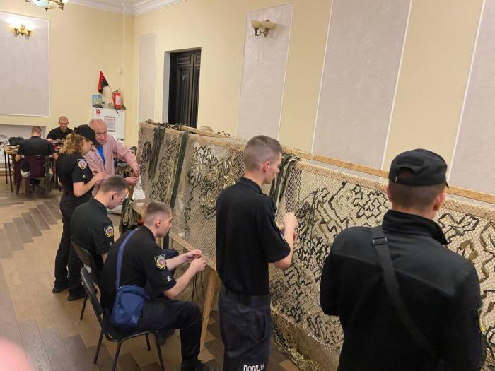 Маскувальні сітки для наших захисників