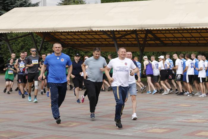 ХНУВС приєднався до благодійного забігу на підтримку ЗСУ 