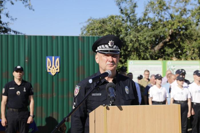 Ректор Валерій Сокуренко: «Переконаний, переді мною стоять рішучі, відважні, сміливі люди, які готові до кінця виконувати свій професійний та патріотичний обов’язок»