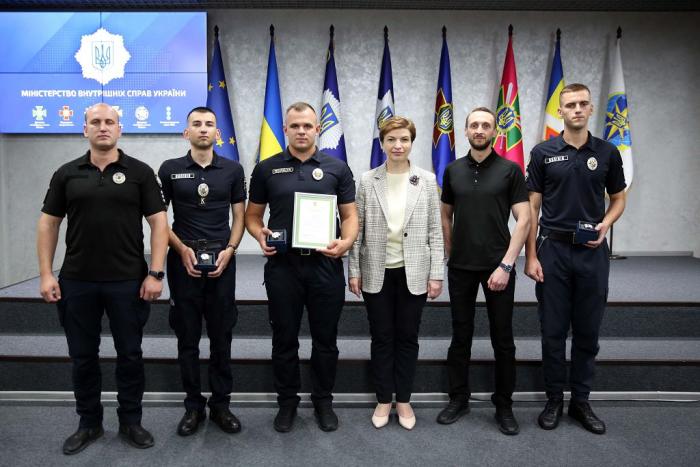 Державний секретар МВС України Інна Ящук відзначила курсантів ХНУВС за зразкову службу