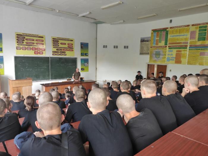 Зустріч курсантів із військовим капеланом