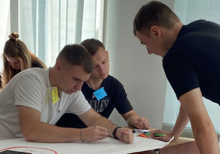 Тренінгові заняття щодо забезпечення безпеки дітей у кіберпросторі