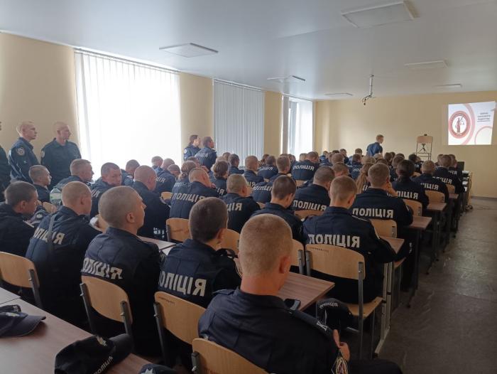 Першокурсників університету ознайомили з основами наукової діяльності