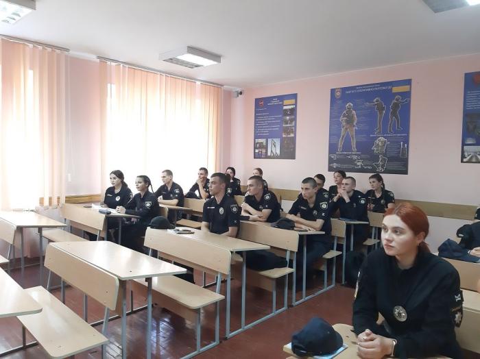 Проведено бінарне заняття за темою «Девіація та соціальний контроль»