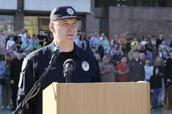 Привітання першокурсникам від ректора ХНУВС Валерія Сокуренка зі складанням Присяги працівника поліції