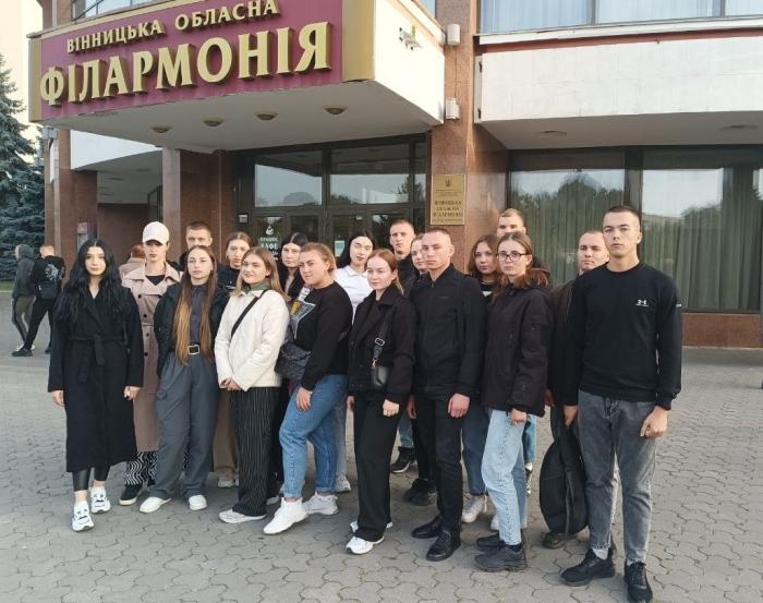 Курсанти відвідали концерт української пісні