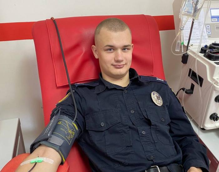 Курсанти Сумської філії задонатили кров для ЗСУ