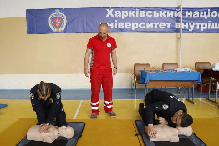 Практичне заняття з надання домедичної допомоги