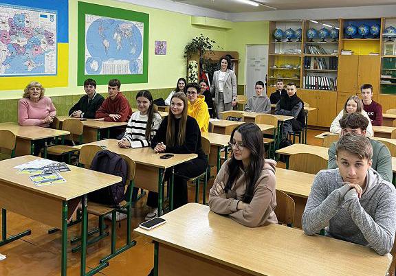 Профорієнтаційна бесіда з ліцеїстами Кам'янця-Подільського