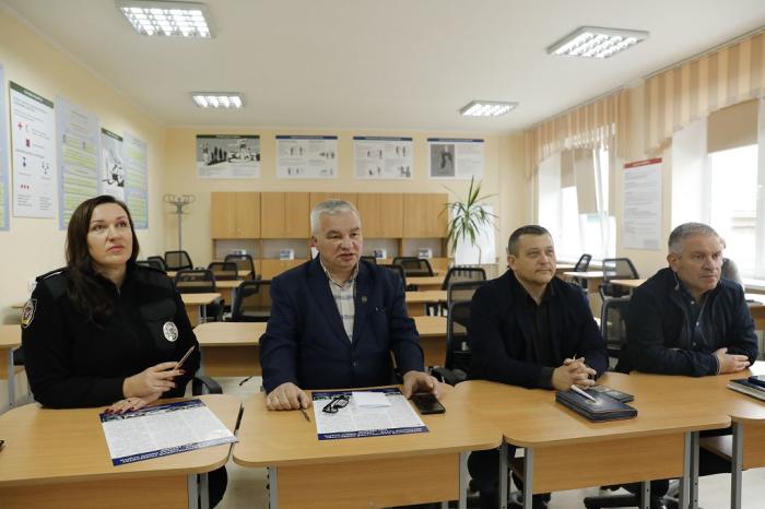 Старшокласників запросили на навчання до університету