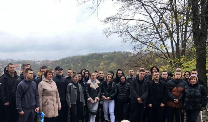 Curatorial work: spending a day off together