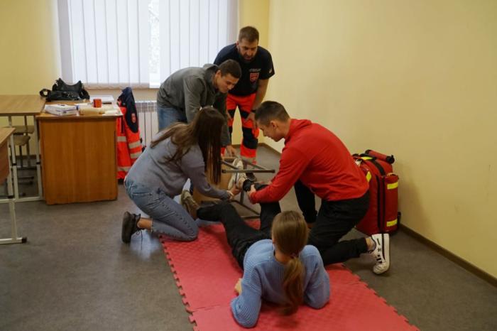 Благодійна організація «Мальтійська служба допомоги України» навчала студенів першої домедичної допомоги