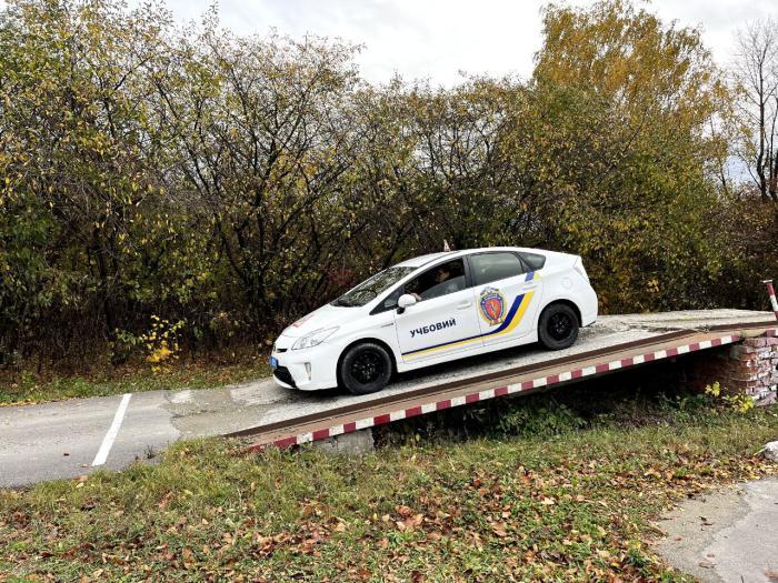 Автошкола ХНУВС для осіб з інвалідністю продовжує набір на курси підготовки водіїв