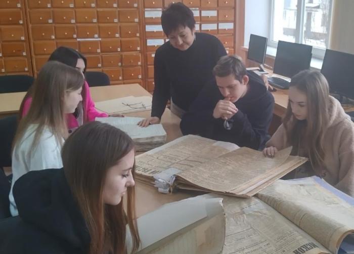 Binary lesson in the State Archives of Sumy region