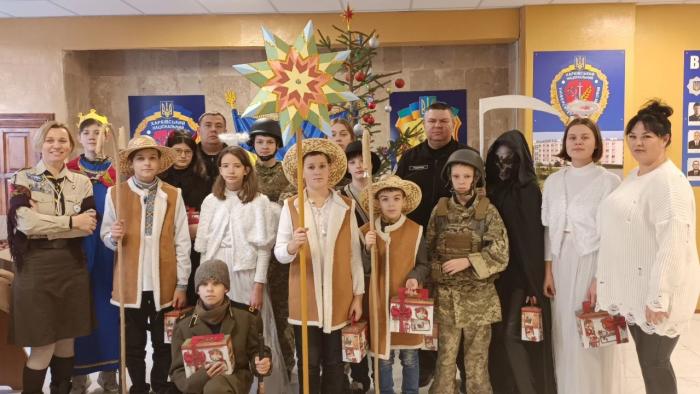 Святковий вертеп до новорічних свят