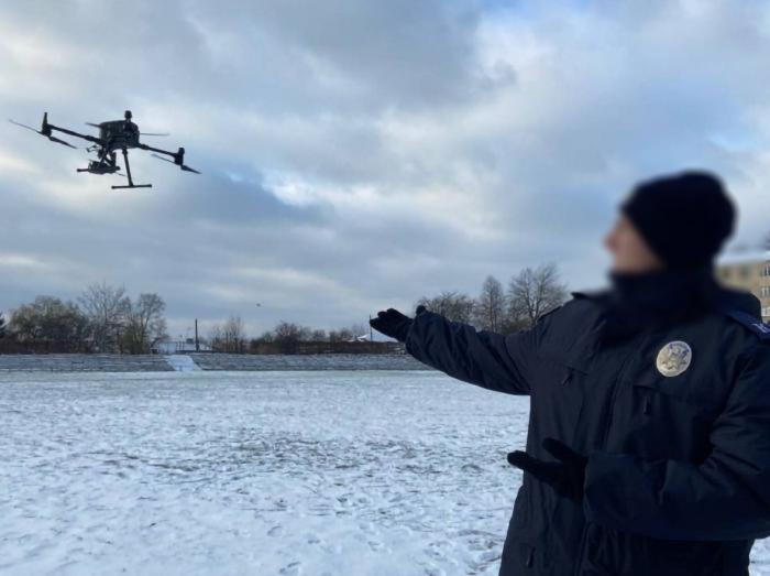 Дрони на передову