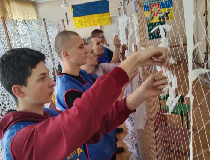 Camouflage nets for the Ukrainian military