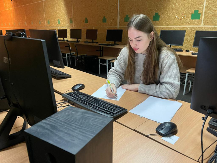 Україна є там, де є українська мова