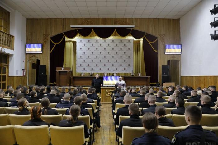 Вечір фронтової поезії в ХНУВС 