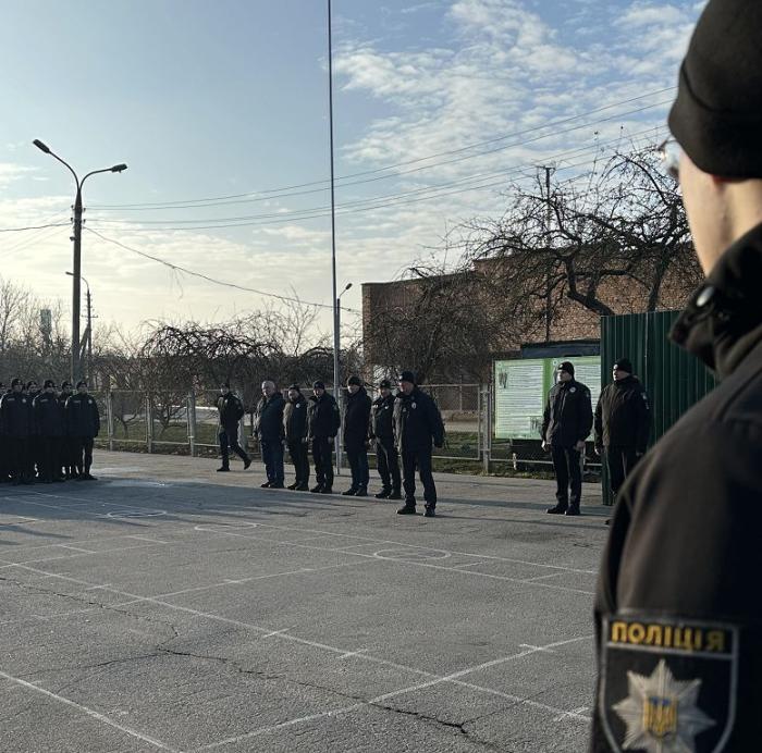 Особовому складу університету представили декана факультету № 2 Василя Кікінчука та заступника декана Богдана Іванюка 