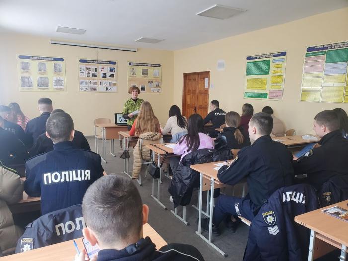 Засідання науково гуртка кафедри іноземних мов