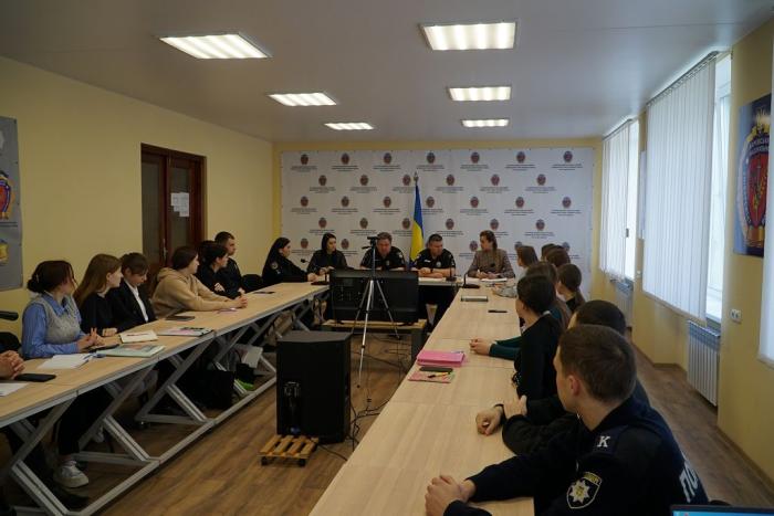 Обговорення діяльності відділення Юридичної клініки ХНУВС у м. Кам’янець-Подільський