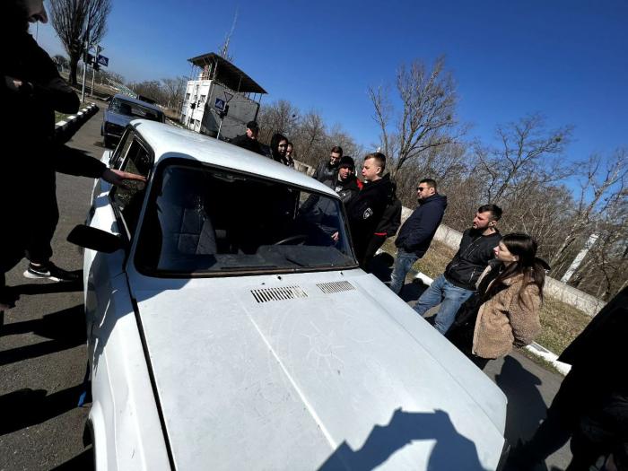 Опанування тактики зупинки транспортного засобу