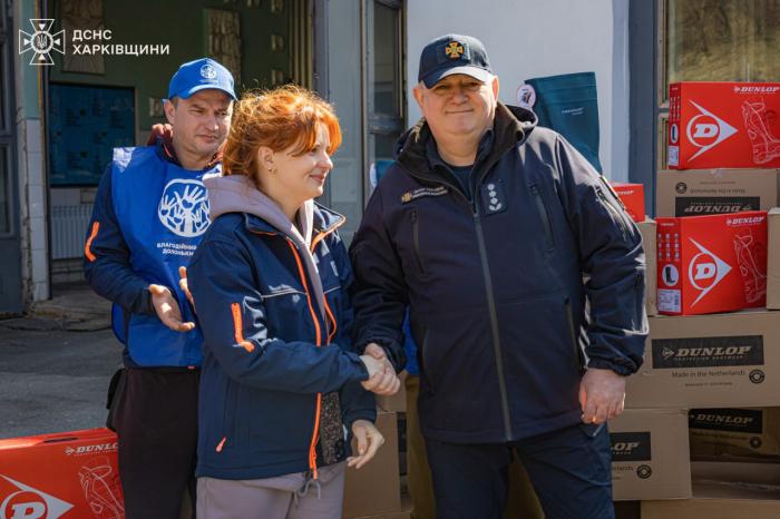 Харківські рятувальники отримали гуманітарну допомогу