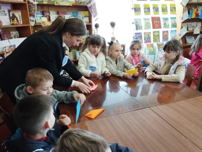 Дитячі книги в подарунок бібліотеці