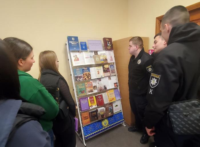 Актуальність першої Конституції Пилипа Орлика стала темою кураторської години