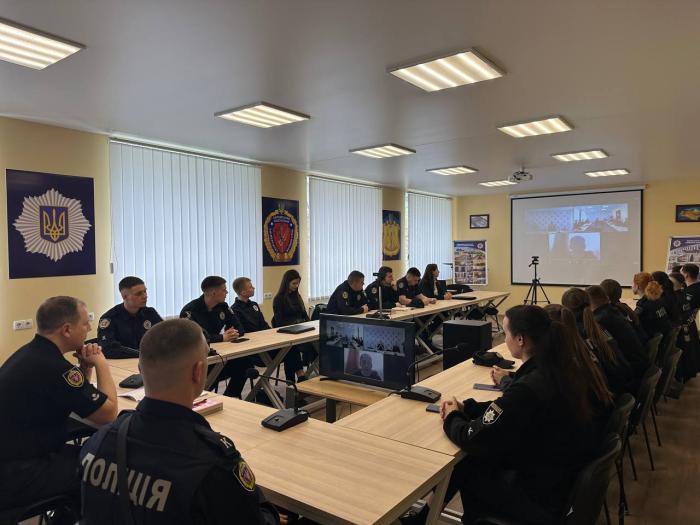 Бінарне заняття з питань розслідування воєнних злочинів проти довкілля