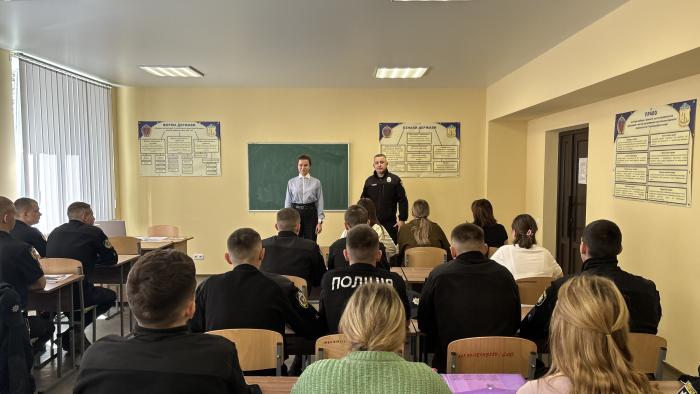 Державно-правовий розвиток провідних країн Західної Європи на сучасному етапі – тема бінарного заняття