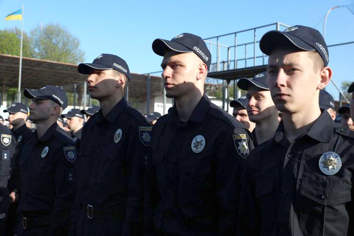 Шановні випускники закладів вищої освіти Міністерства внутрішніх справ України!