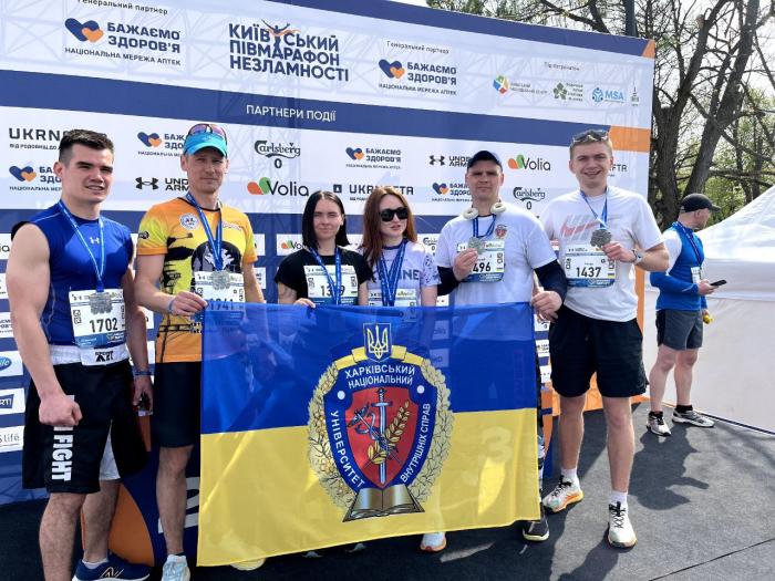 Участь у благодійному півмарафоні Незламності 