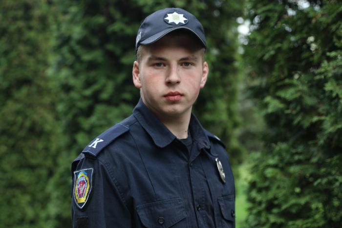 Курсант ХНУВС Артем Макаров врятував життя дитини (оновлено, відео)