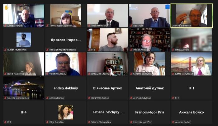 Удосконалення професійних навичок