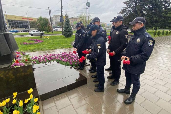 Представники ХНУВС вшанували пам'ять учасників ліквідації наслідків аварії на Чорнобильській АЕС