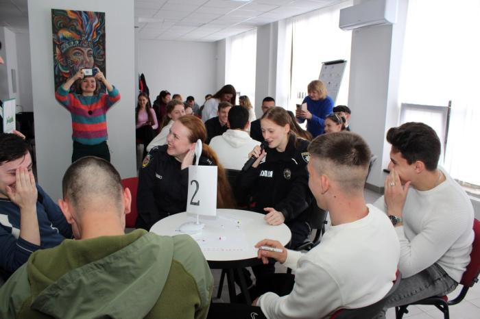 Курсантки ХНУВС взяли участь у брейн-ринзі «Кам'янець крізь віки»