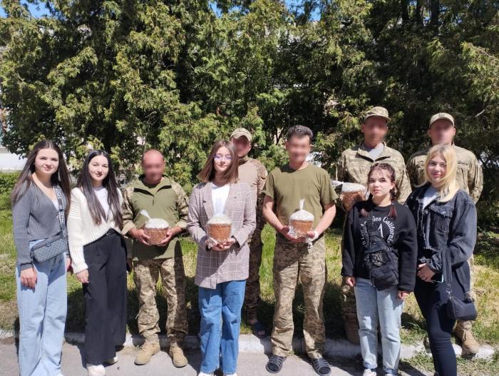 Підтримуємо наших воїнів