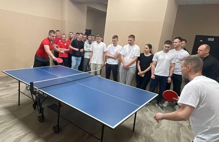 Спортивні змагання з настільного тенісу 