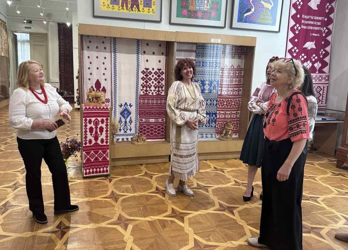 Зустріч із майстринями народної творчості