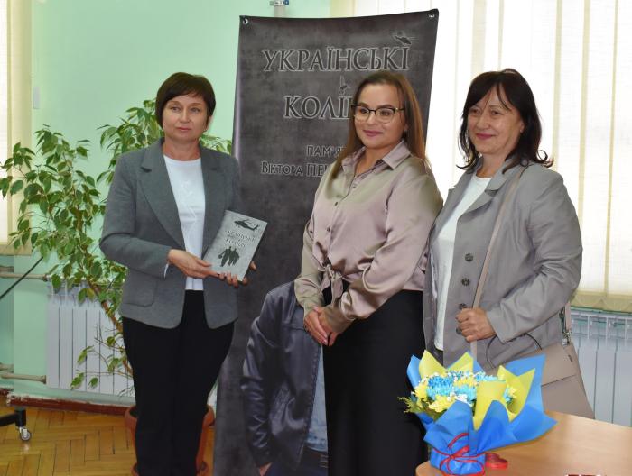 Участь у презентації книги Світлани Пенькової «Українські колібрі»