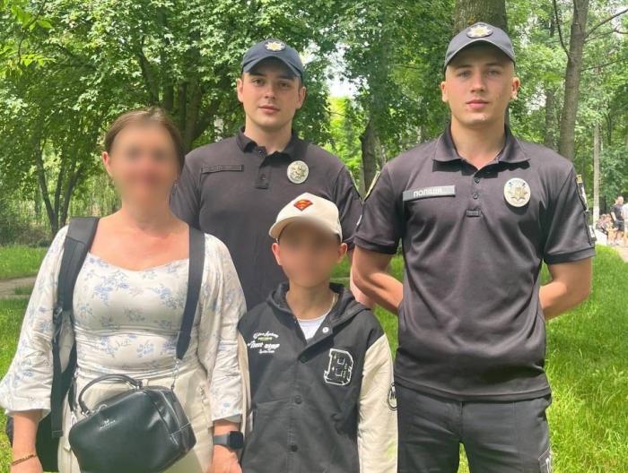 Курсанти ХНУВС допомогли дитині, яка загубилась