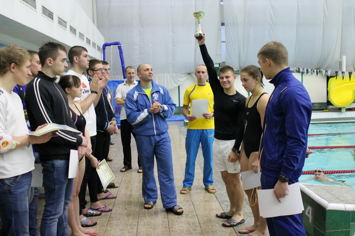 Першість університету з плавання