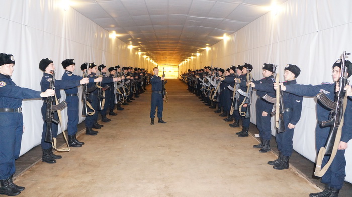 Додаткові заняття зі стройової підготовки зі зброєю