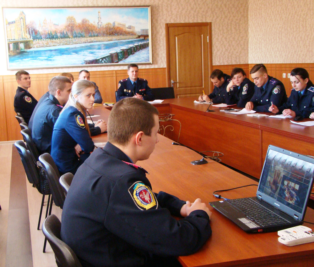 Науковий гурток кафедри кримінального права та кримінології факультету підготовки фахівців для підрозділів слідства  удосконалює свою роботу