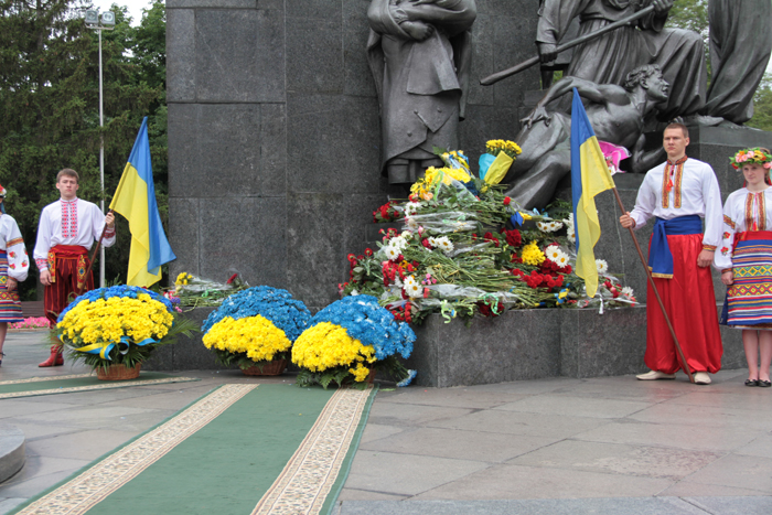 Урочисті заходи з нагоди 19-ї річниці ухвалення Конституції України