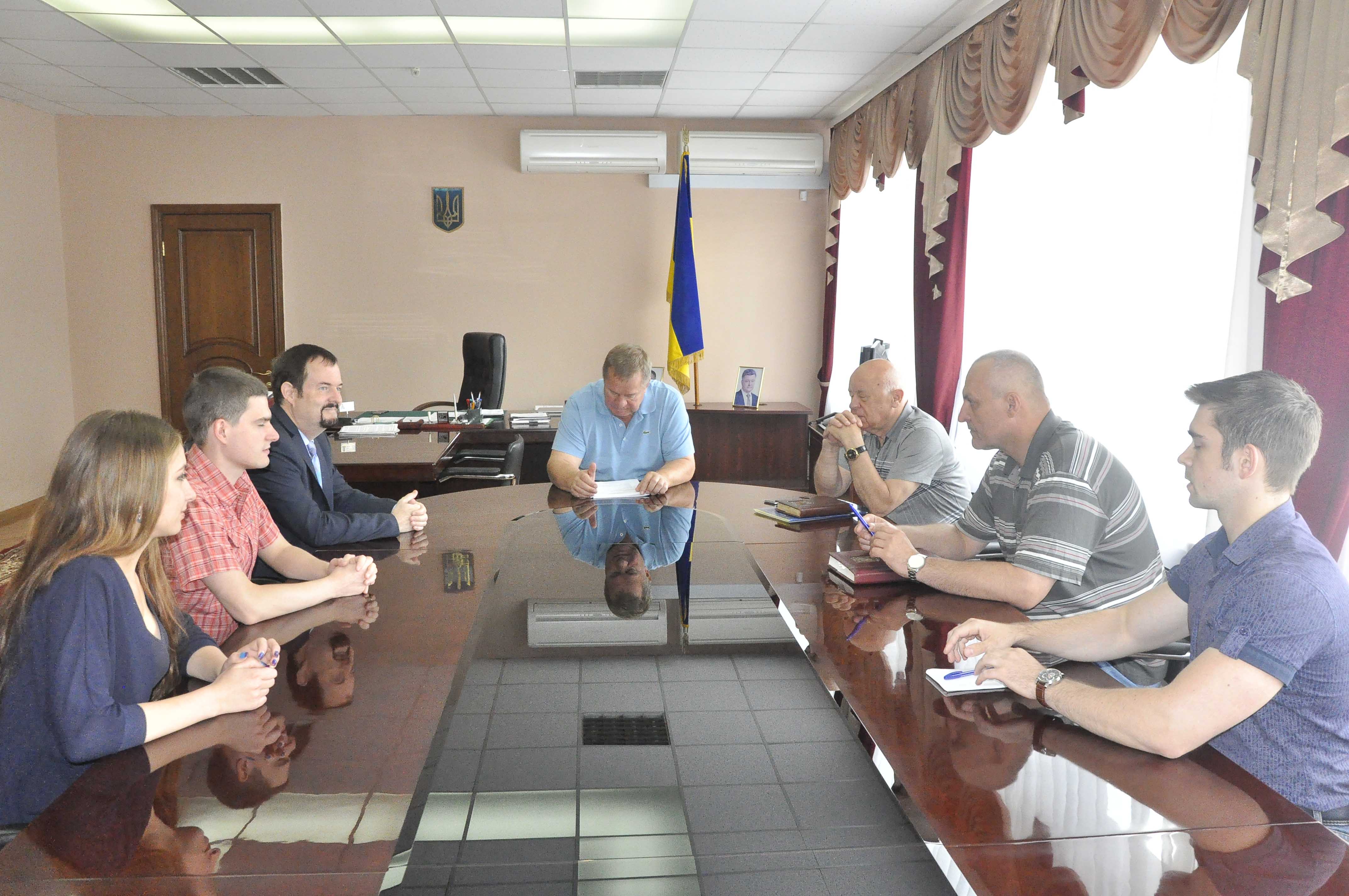 THE REPRESENTATIVE OF THE US DEPARTMENT OF JUSTICE ROBERT PEACOCK VISITED THE UNIVERSITY