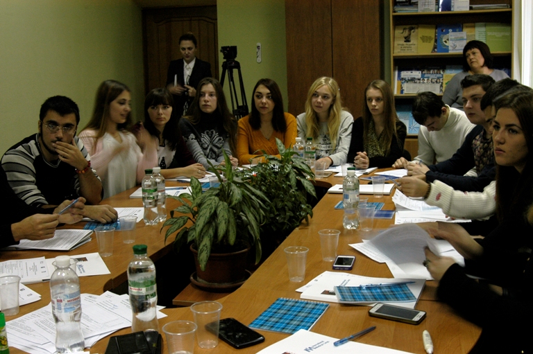 В університеті проходить тренінг «Керівні принципи гендерного насильства»