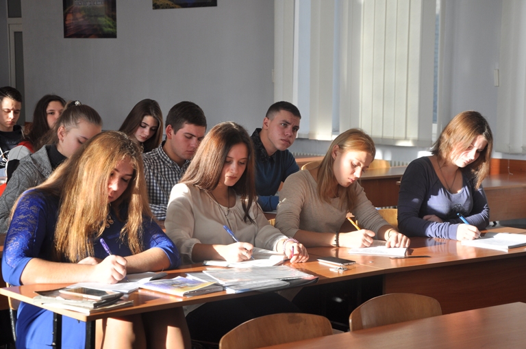 Запрошуємо на підготовчі курси університету (ВІДЕО)